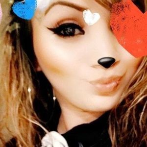 Meet your Posher, Esmee